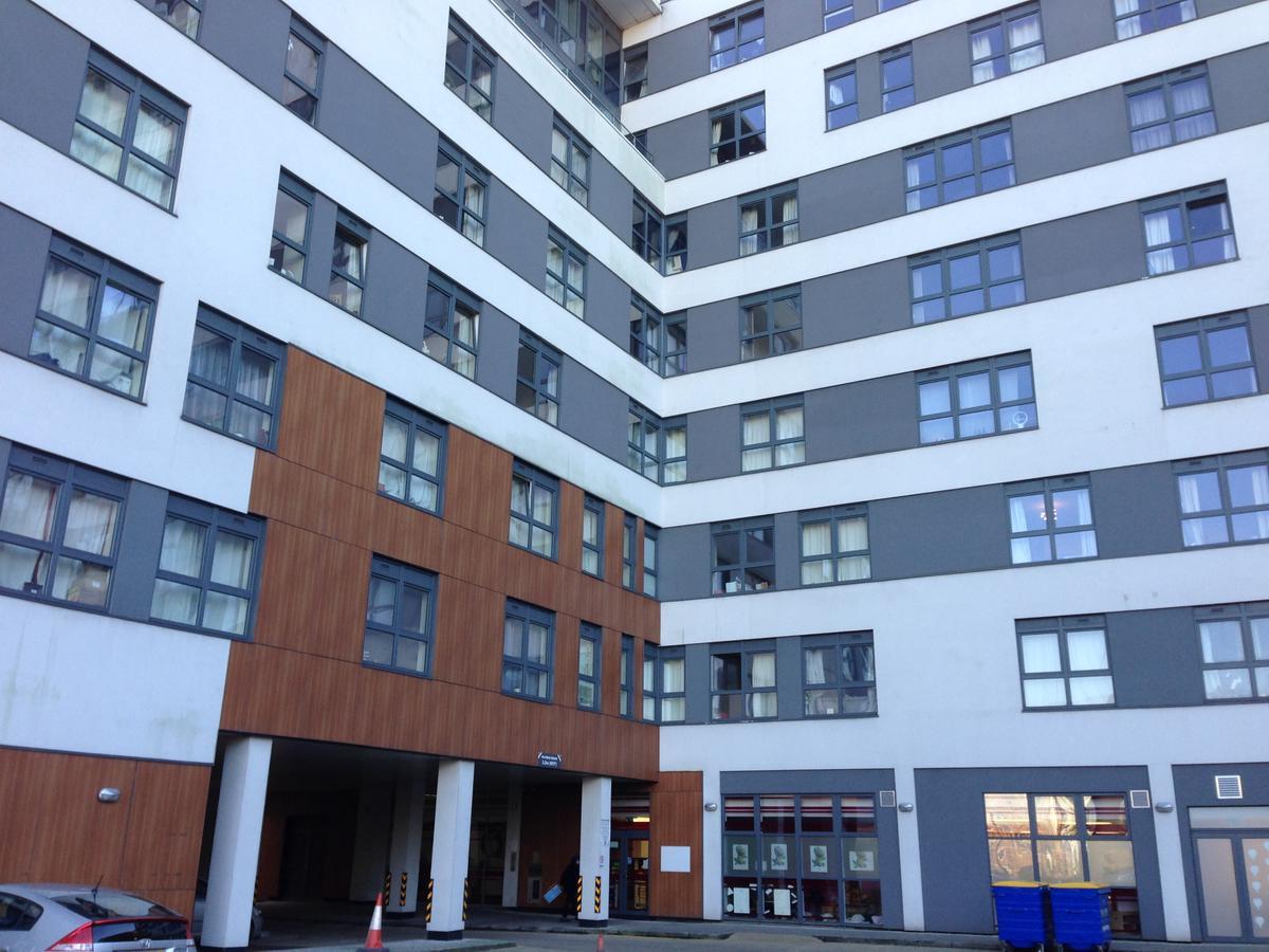 Linx Apartments Skyline Plaza Basingstoke Exterior photo